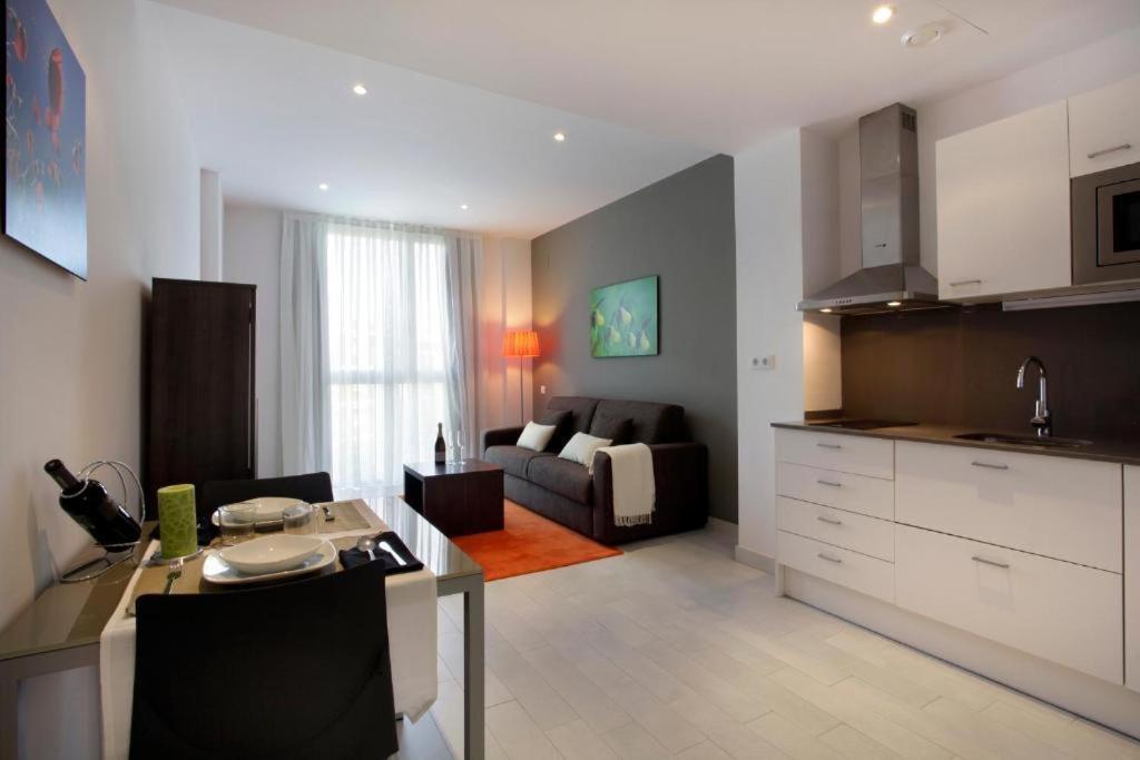 Fisa Rentals Les Corts Apartments Barcelone Extérieur photo